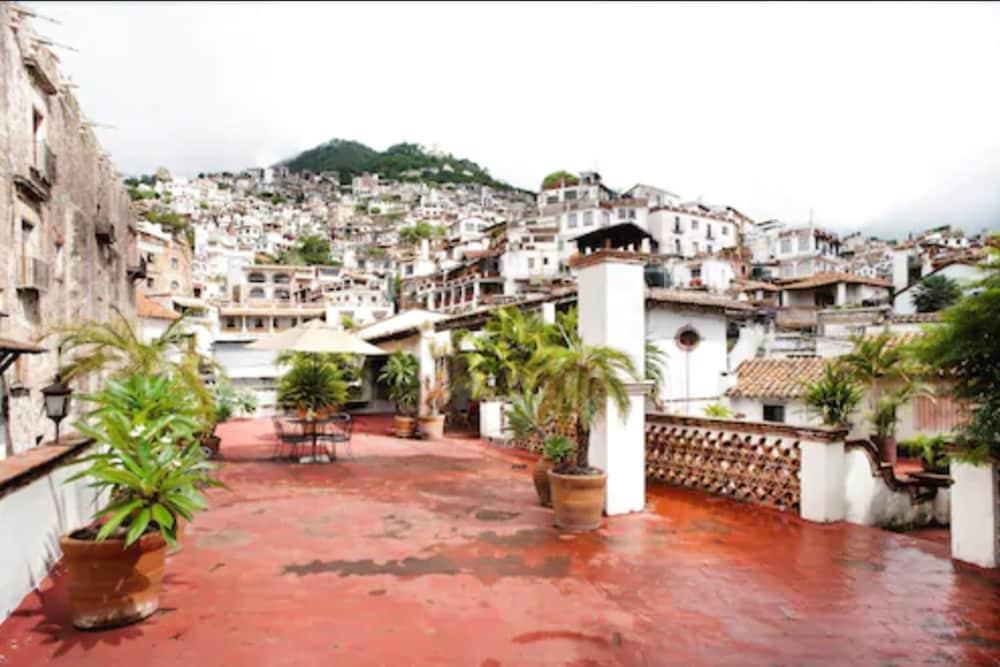Hotel Los Arcos Taxco de Alarcon Exterior foto